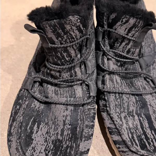 Hey Dude Black Fur Shoes - Image 5