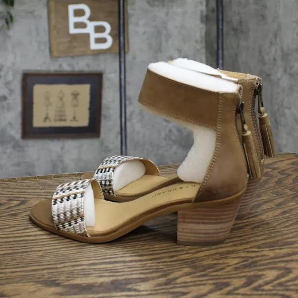 NWT Lucky Brand Womens Vintage LK-BATIMA Block Heel Sandals Saratoga Brown 6.5M - Image 2
