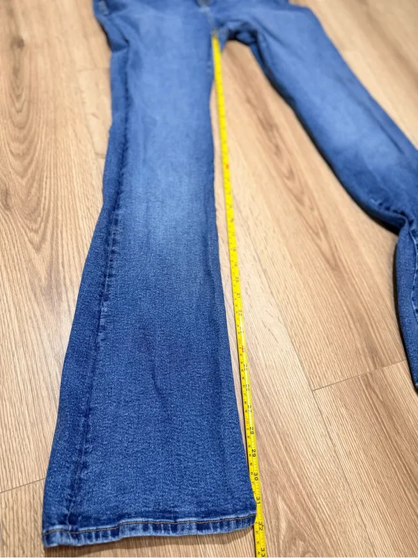 Zara Women's High Rise Flare Jeans Medium Wash 70s Bell Bottom Denim Size 10 - Image 6