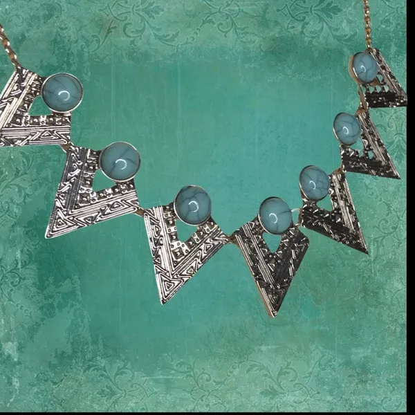 Cool silver and turquoise stone necklace Silver - Image 5
