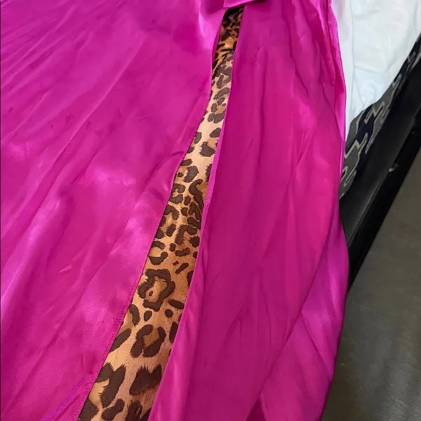 Fuchsia Leopard - Image 4