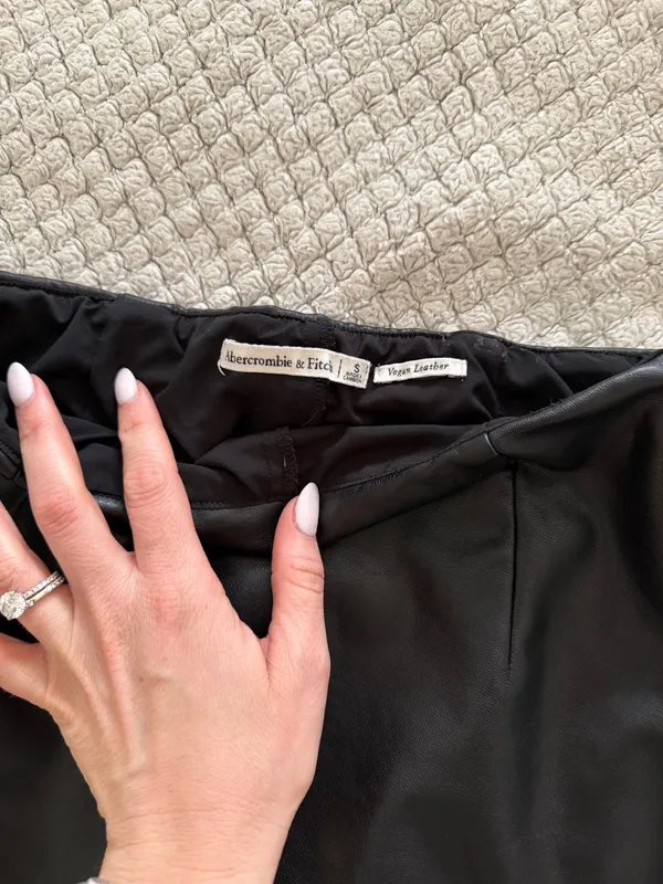 Abercrombie Skirt Black Leather - Image 2
