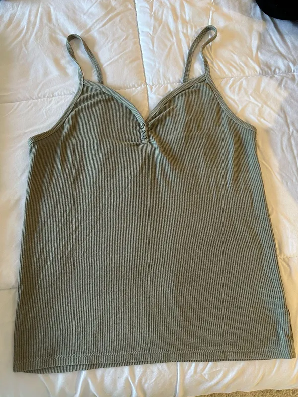 American Eagle Tank Top - Image 4