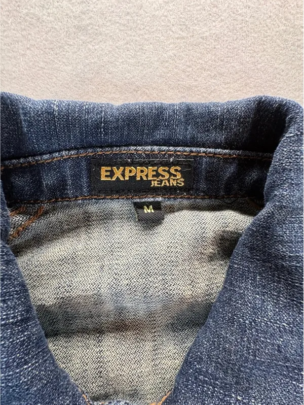 Express Jeans Women’s Medium Denim Jean Jacket Classic Trucker Stretch Blue - Image 4