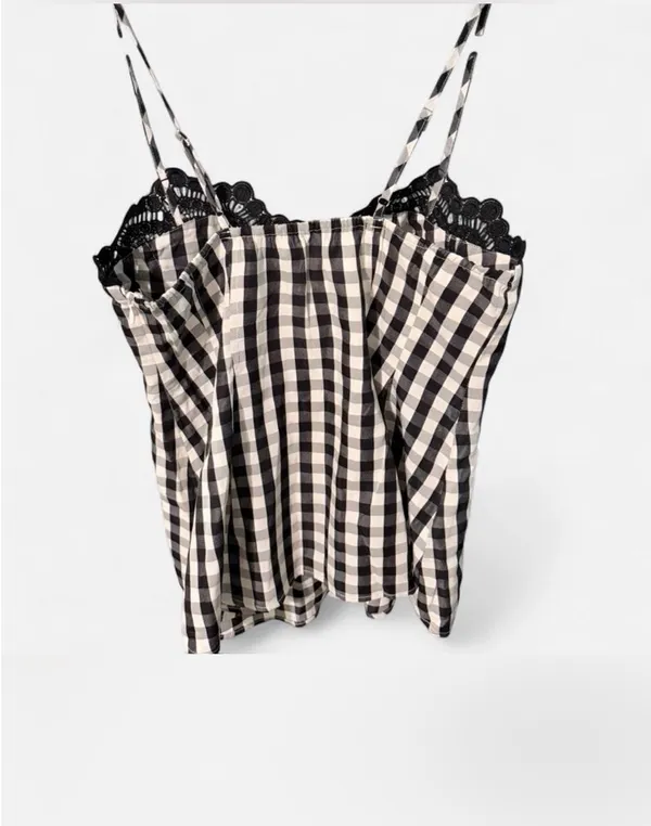 Commense Gingham Spaghetti strap peplum top with Lace Trim Black Size M - Image 3