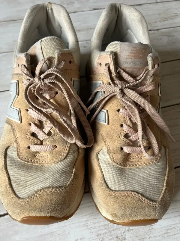 New Balance 574 Trainers Size 8 - Image 8