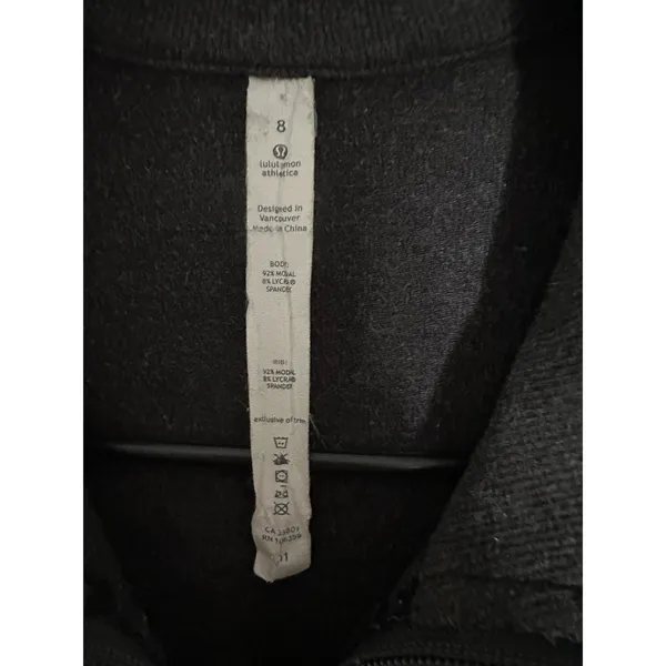 Lululemon Jacket Size 8 High collar, thumbholes, and signature logo - Image 5