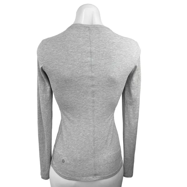 Lululemon Women's Gray Long Sleeve Crew Neck Pullover Athletic T-Shirt Top Sz S - Image 2