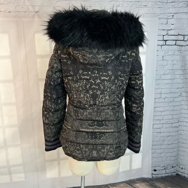 Desigual Badajoz lace print beaded embroidered puffer coat size 38 or US small - Image 10