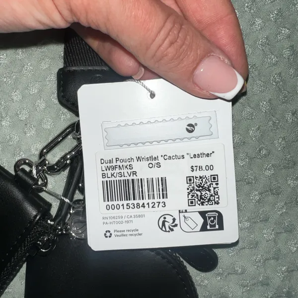 NWT Lululemon Dual Pouch Wristlet- Cactus Leather -‎ Black/Silver - Image 2