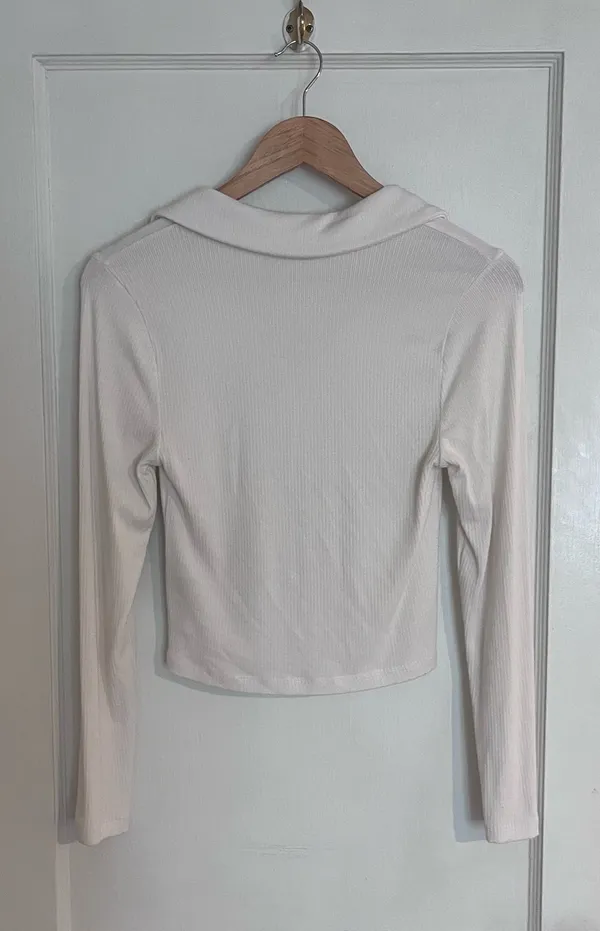 Abercrombie White Button Down Top Small - Image 5