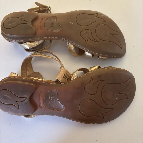 Born Gold Strappy Flat Leather Open Toe Buckle Sandals 36.5 Size 6 - Image 8