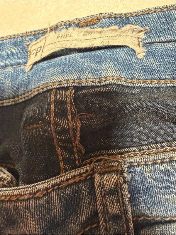 Free People Blue Skinny Jeans with Zip Pocket Detail - Image 8
