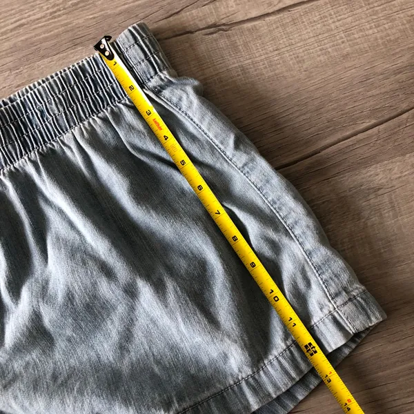 Old navy denim shorts . Large  - Image 6