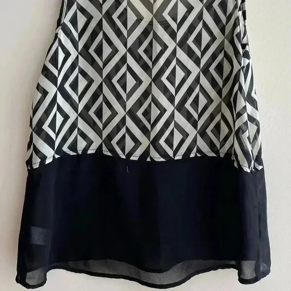 Charlotte Russe Geometric Pattern Tank Top with Gold Stud Detail, Size Small - Image 8