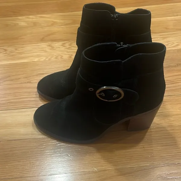 Sole society black grove circle buckle heel boots size 8.5 . - Image 3