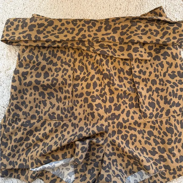 a new day Leopard Print Women's Cargo Shorts - Image 2