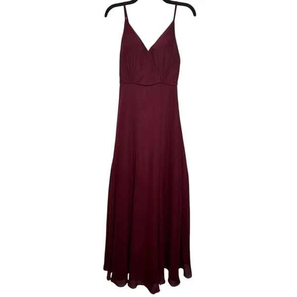 JJ's House Floor Length Bridesmaid Gown in Burgundy With Slit And Low Back Size 0 - Image 3
