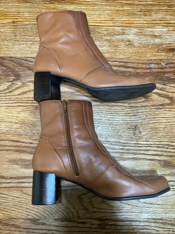 Women’s Adler Faux Leather Ankle Boots - Image 4