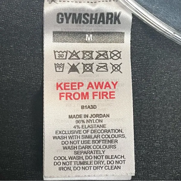 Gymshark Vital Crop Top Seamless Long Sleeve Size M Black - Image 5