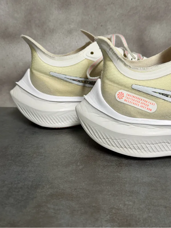 Nike Zoom Gravity Women’s Running Shoes Summit White BQ3203-101 Size 10 - Image 13