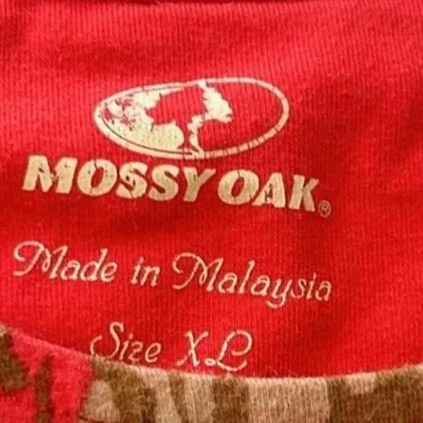 Mossy Oak Red & Tan Real Tree Camo print short sleeve shirt with a relaxed‎ fit - Image 6