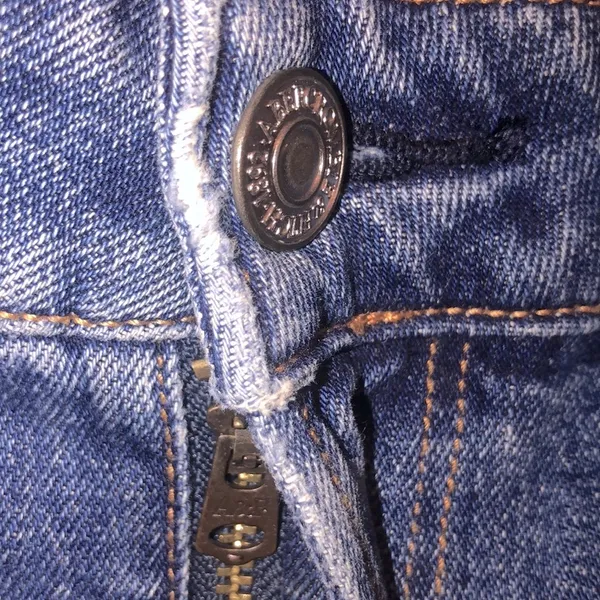 Abercrombie and Fitch jeans the MOM high rise distressed size 2/26 - Image 3