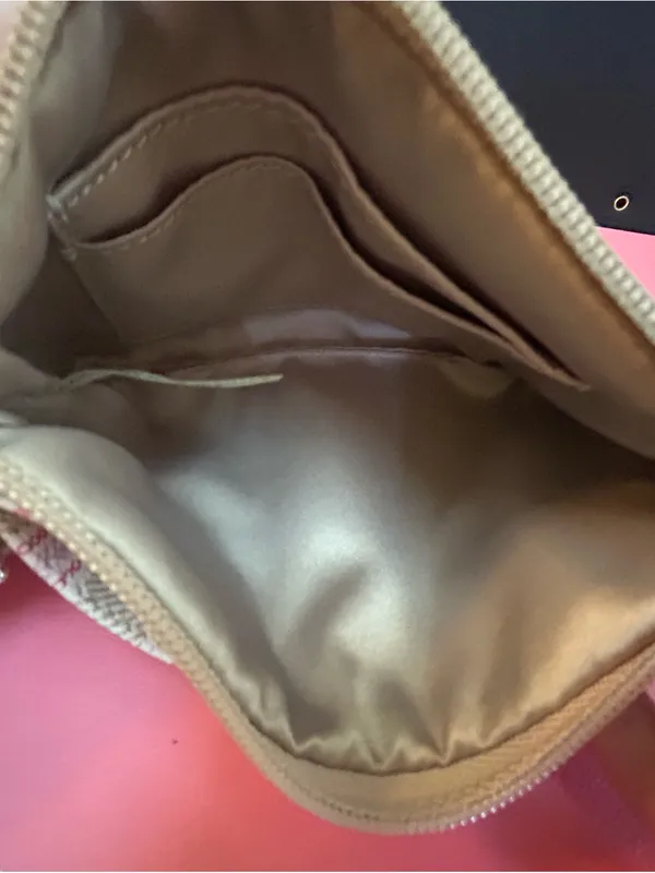 Coach Beige Stripe Wristlet with Pink Accents - Image 9
