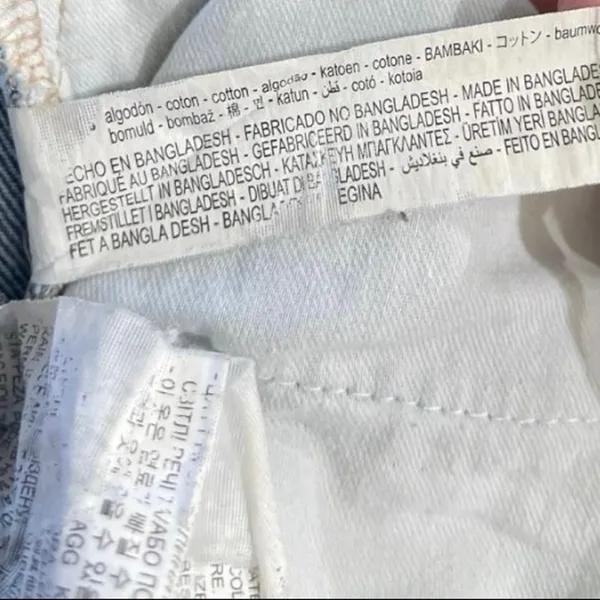 Zara Light Wash Straight Leg Denim Jeans Size 6 Side Split Hems 90s VTG Inspired - Image 5