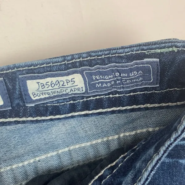 Miss Me size 30 boyfriend capri jeans denim chunky stitch crop - Image 4