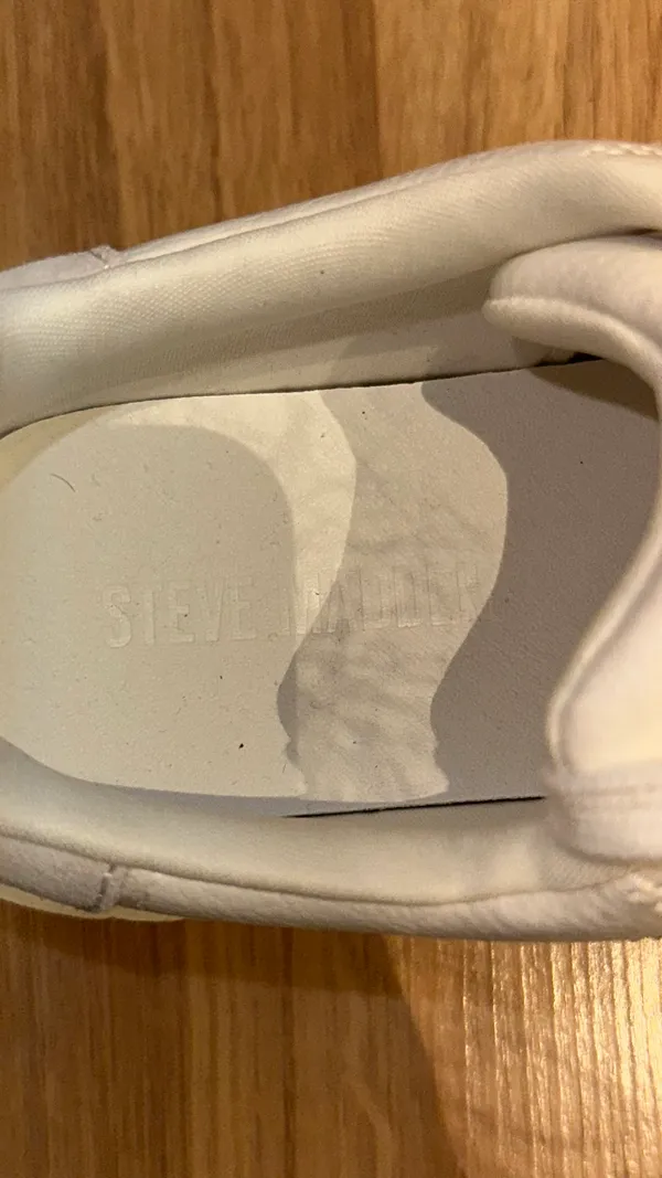 Steve Madden Sneakers - Image 4