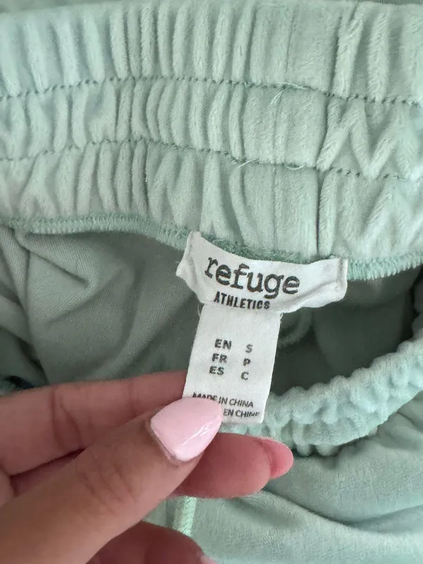 Refuge mint green velvet set - Image 6