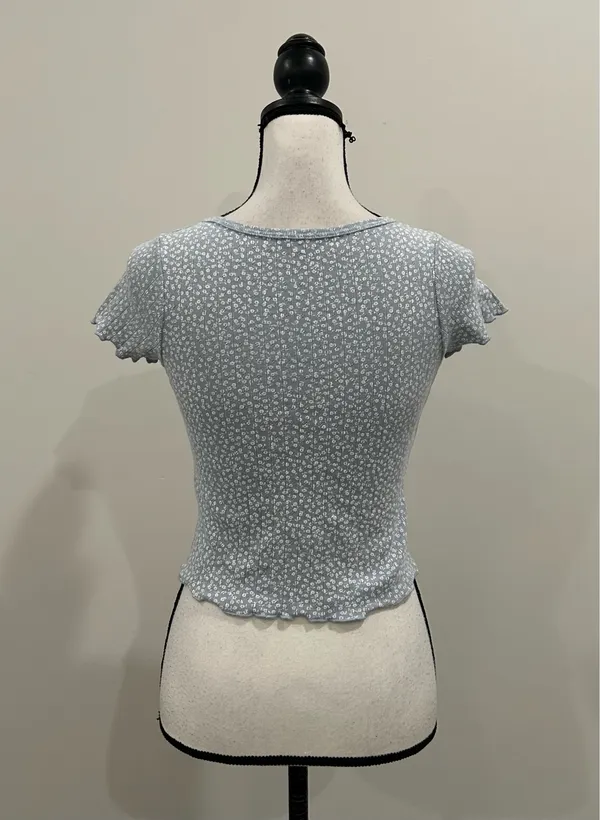 John Galt Cropped Button Down Baby Tee - Image 4