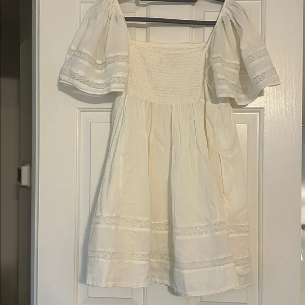Abercrombie & Fitch white sun dress - Image 3