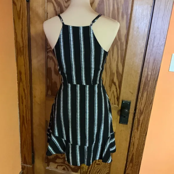 Lydelle Small Black White Striped Ruffle Crossover Mini Dress - Image 11