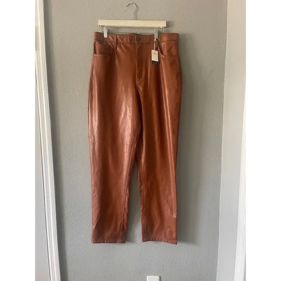 New Abercrombie &‎ Fitch Curve Love 90s Faux Leather Pants - Image 2