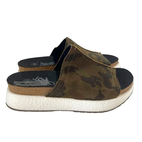 OTBT wayside savanna camo leather platform slides - Image 2