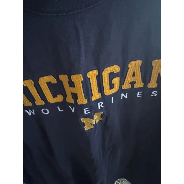 AS‎ Sports Navy Blue Size XL Embroidered MICHIGAN WOLVERINES Tshirt Vintage - Image 3