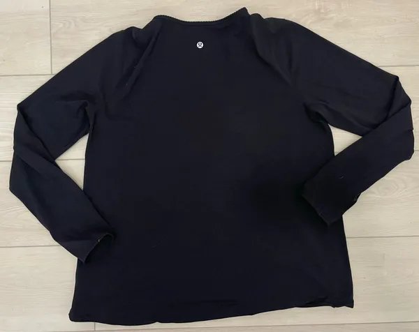 Lululemon Full Freedom Long Sleeve Top - Image 4