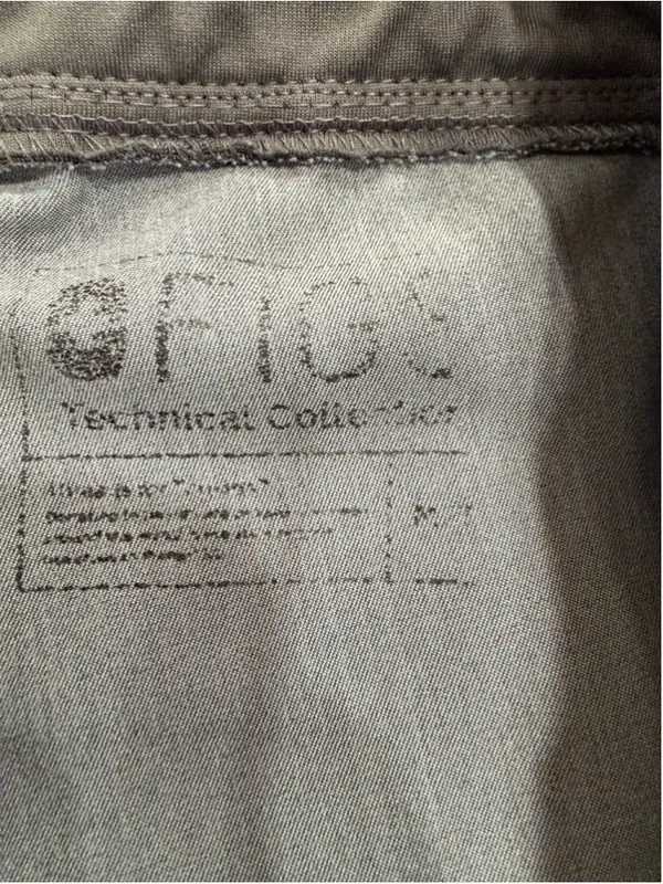 FIGS Technical Collection Zamora Jogger Scrub Pants Womens M Gray Cargo Stretch - Image 9