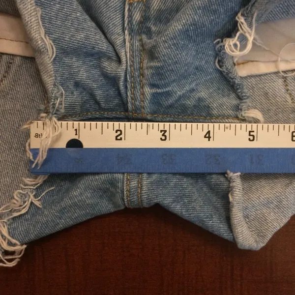 Levi’s 501 shorts buttonfly 27 jorts - Image 5