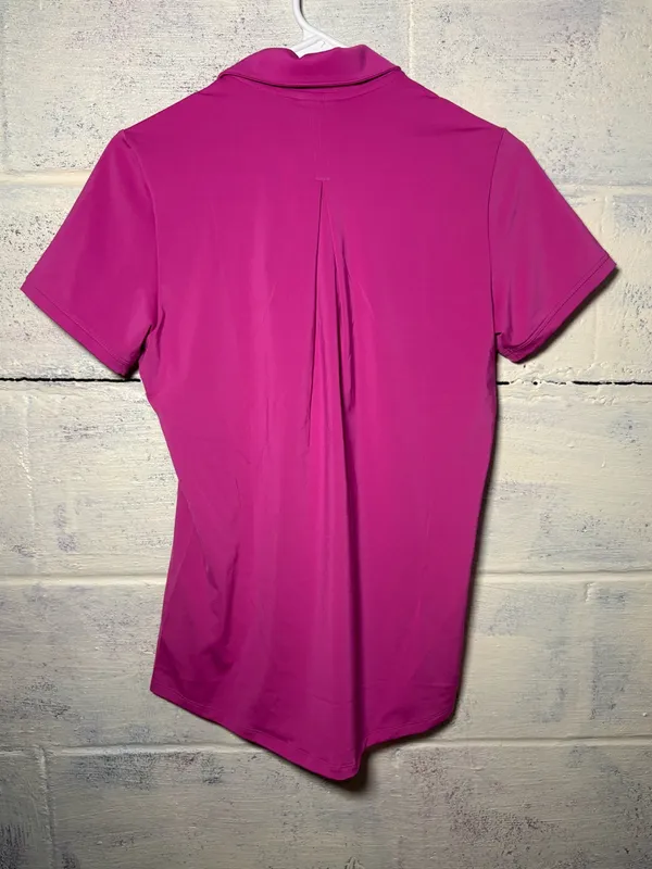 Adidas Ultimate365 Women's Golf Polo in a bright fuchsia NWT - Image 5
