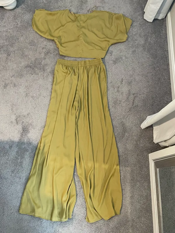 Miou Muse Two Piece Satin Set Yellow Size M - Image 3