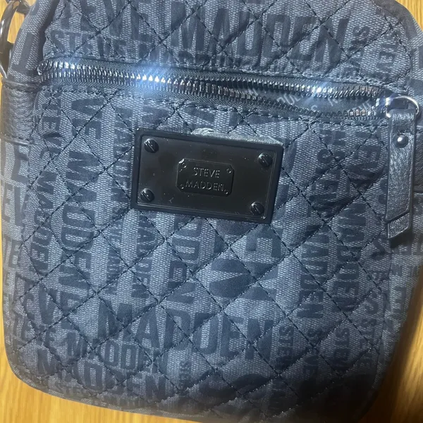 Steve Madden Black Crossbody Bag - Image 5