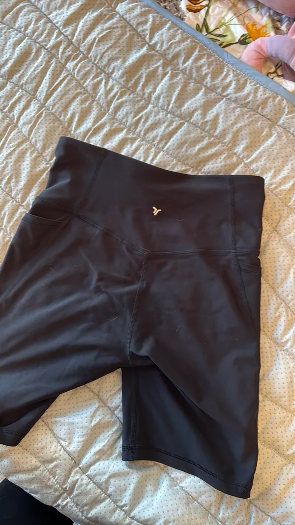 Old Navy Biker Shorts - Image 6