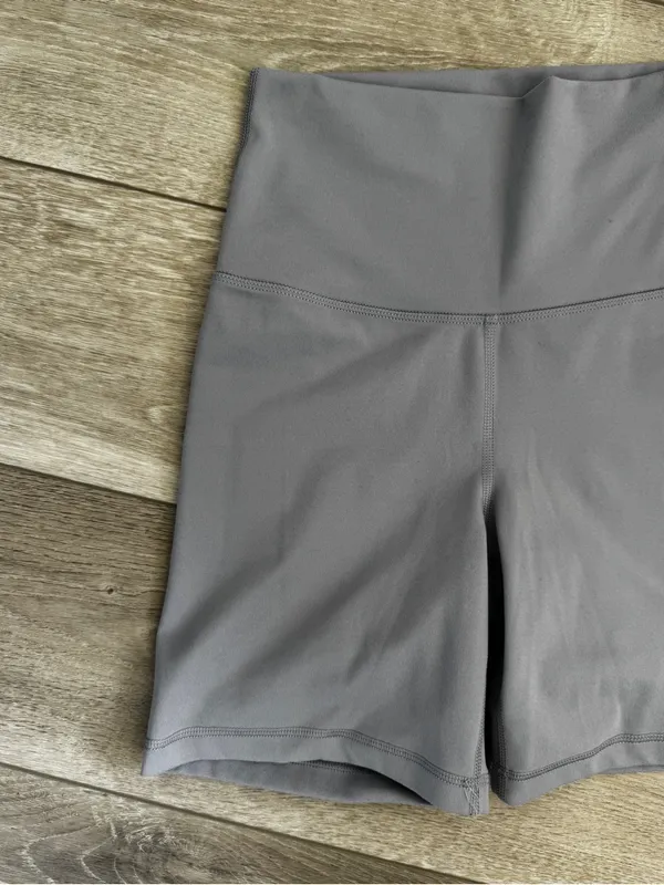 Yogalicious Light Gray High-Waist Biker Shorts - Image 2