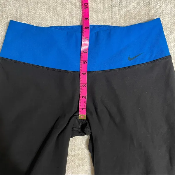 Nike Women’s Capri Leggings - Image 12