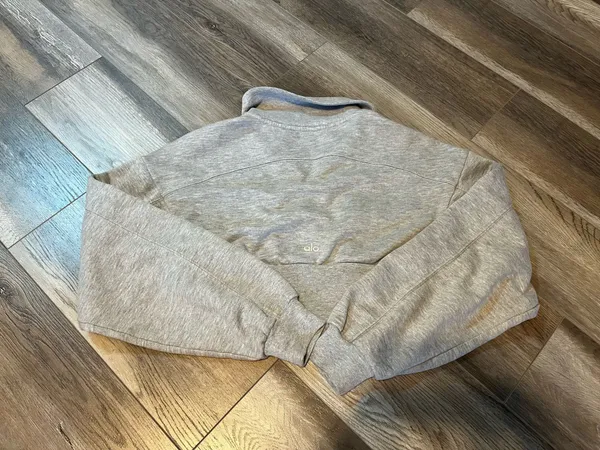ALO Yoga Vixen Fleece 1/4 Zip Sweatshirt Athletic Heather Grey - Image 6