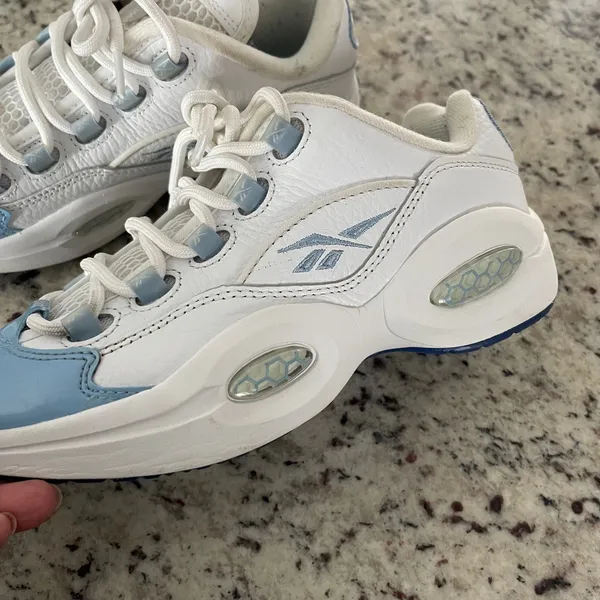 Reebok Question‎ Low White Light Blue Allen Iverson Sneakers FY2345 M5 W6.5 - Image 3