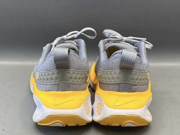 Nike Men’s Zoom Invincible 7.5 - Image 3